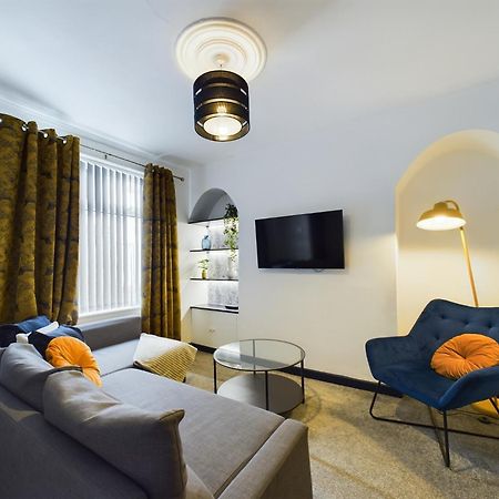 Charming Apartments - Cosy Retreat - Short Drive To City Centre - Free Parking ลิเวอร์พูล ภายนอก รูปภาพ