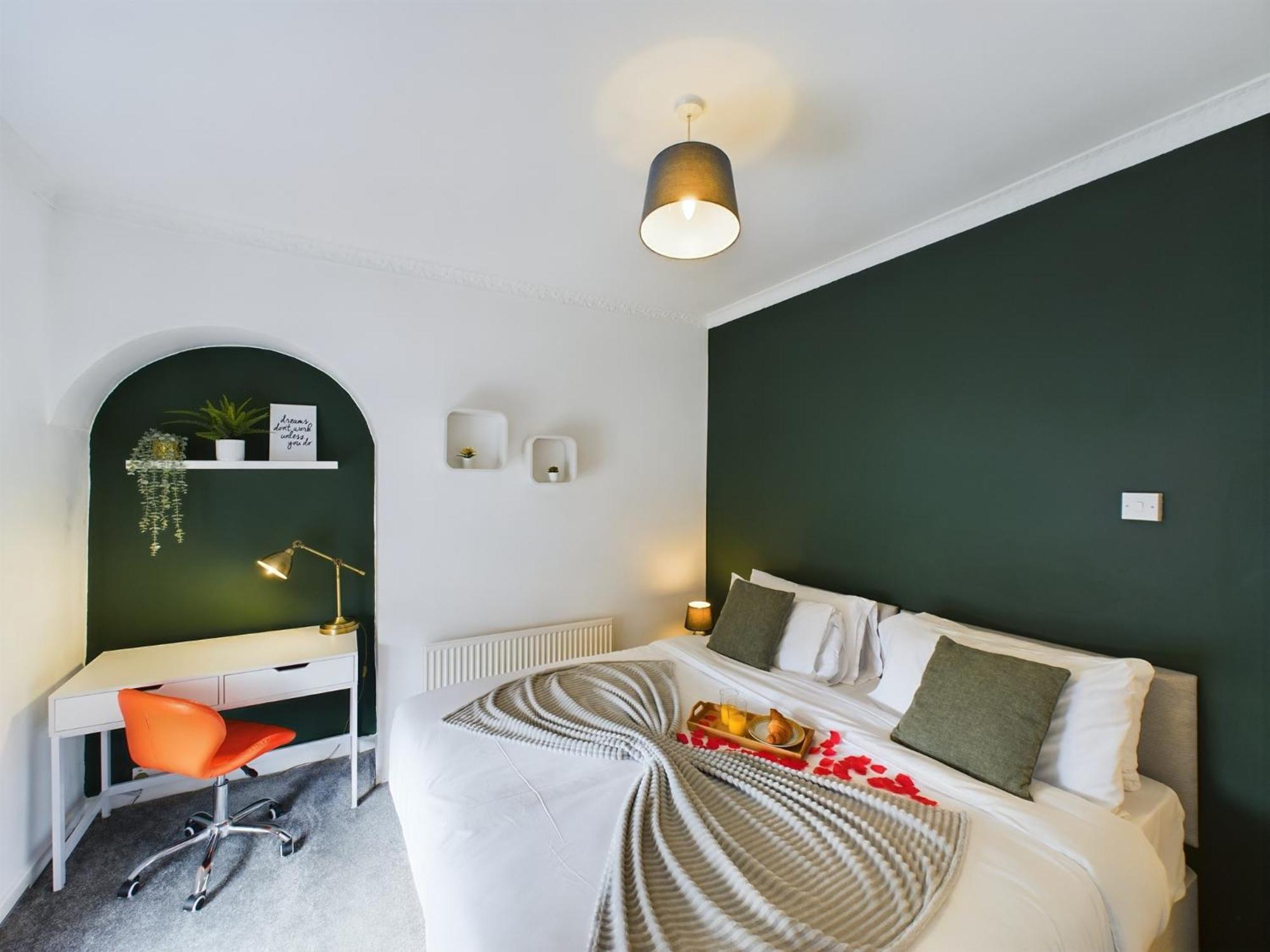 Charming Apartments - Cosy Retreat - Short Drive To City Centre - Free Parking ลิเวอร์พูล ภายนอก รูปภาพ