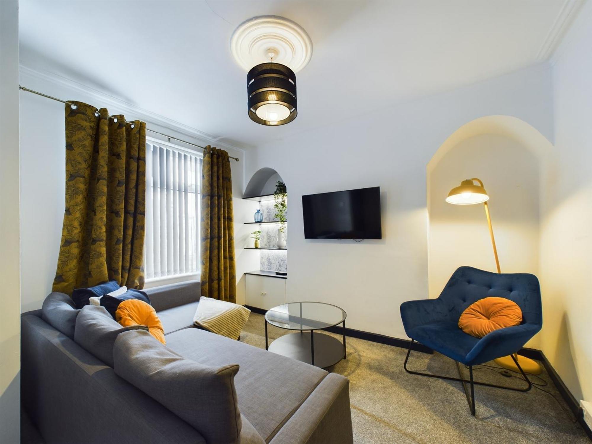 Charming Apartments - Cosy Retreat - Short Drive To City Centre - Free Parking ลิเวอร์พูล ภายนอก รูปภาพ